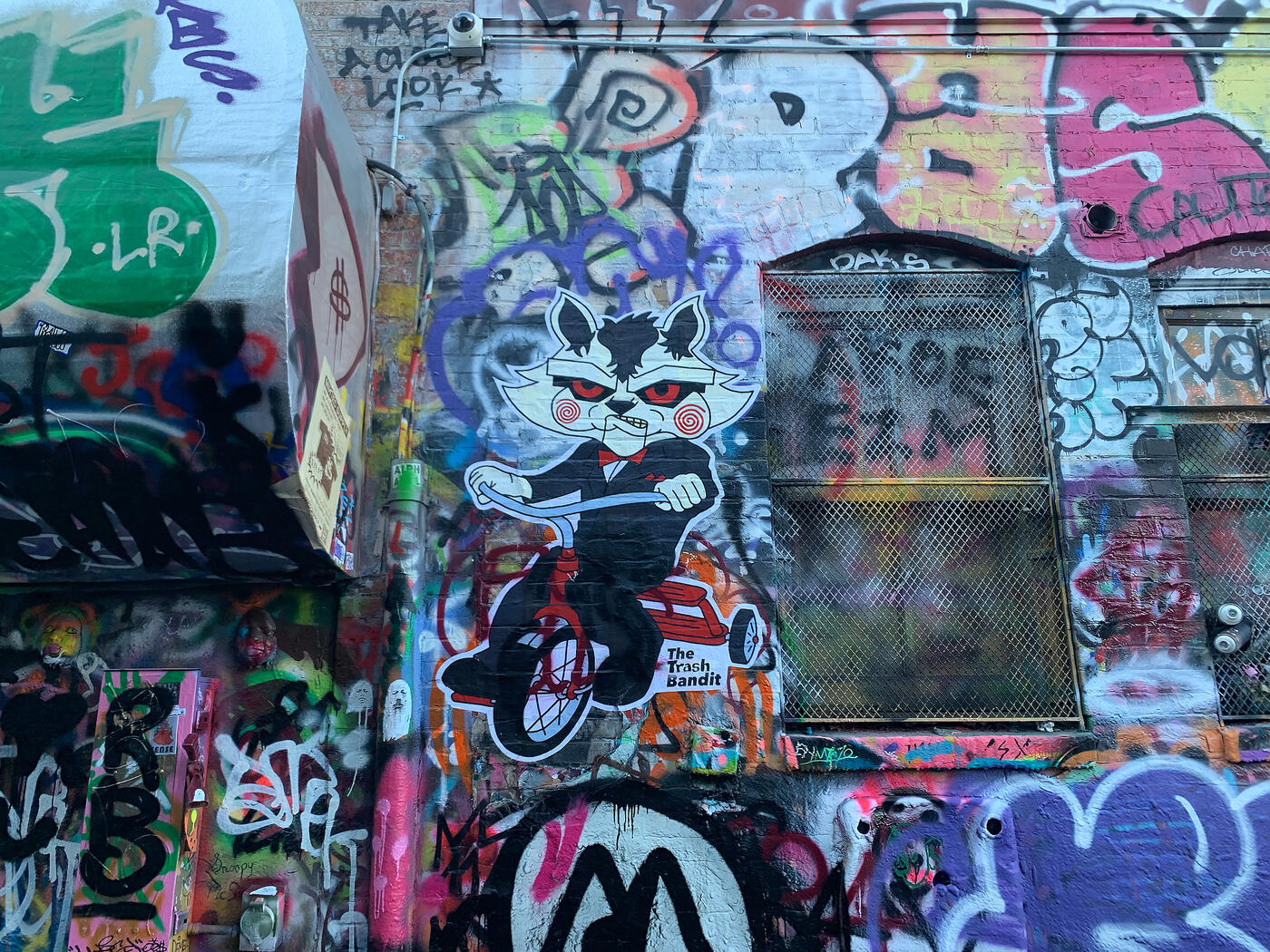 Graffiti Alley (2022)